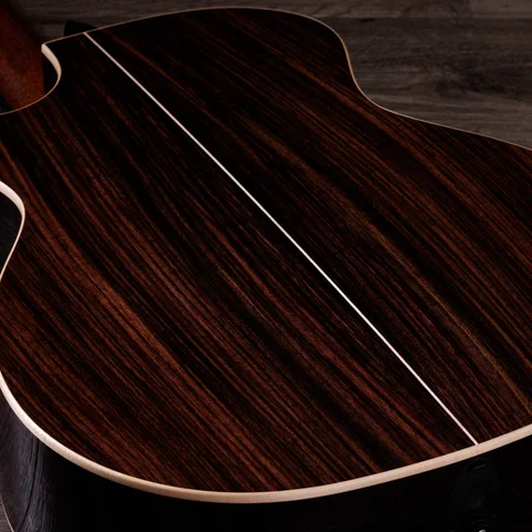 800 Series Acoustic Guitars | Taylor Guitars